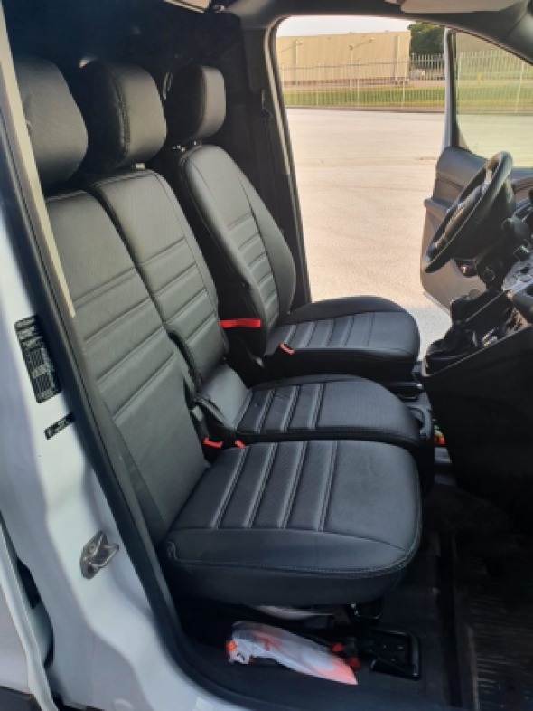 Funda Ford Connect 15'-'18
